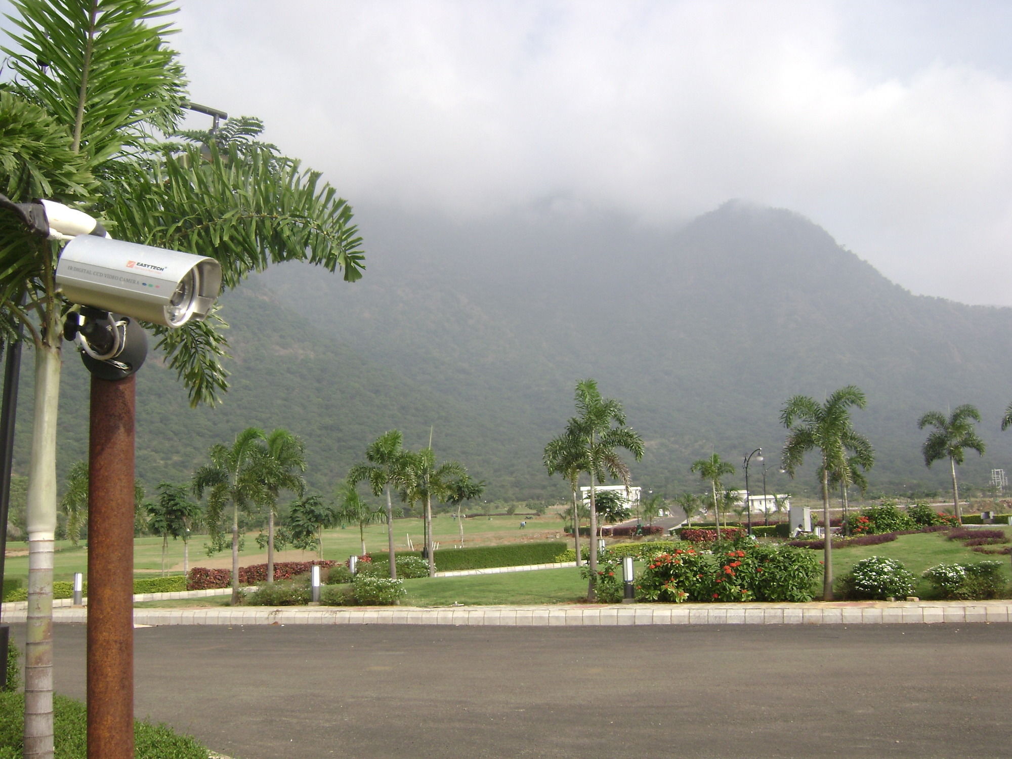 Oyo 24200 Bahri Beautiful Country Hotell Ayyampālaiyam Exteriör bild