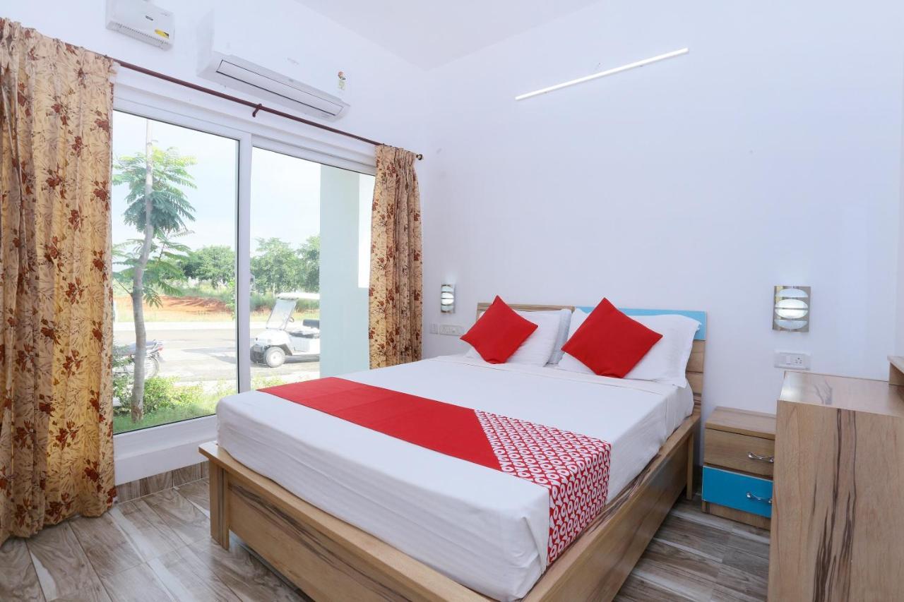 Oyo 24200 Bahri Beautiful Country Hotell Ayyampālaiyam Exteriör bild